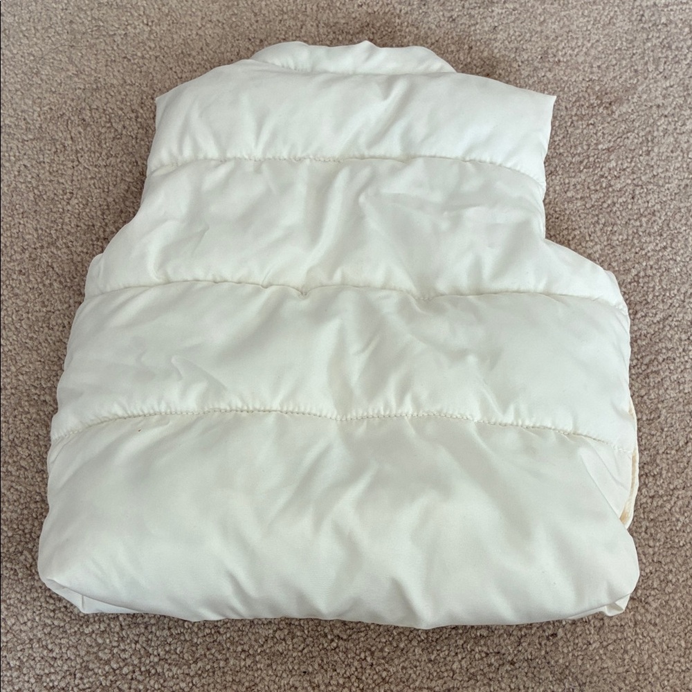 Cream Puffer Vest - Picture 2 of 6